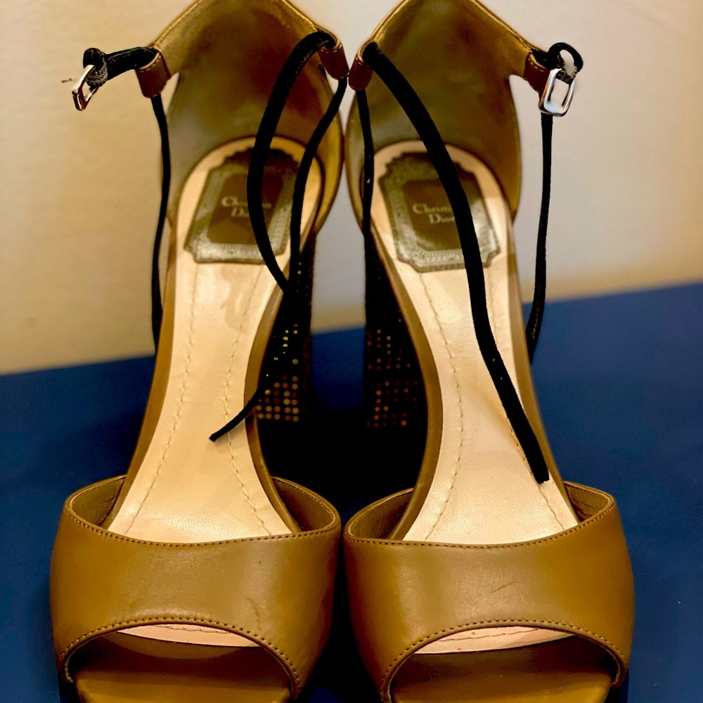 Dior shoes, excellent condition.